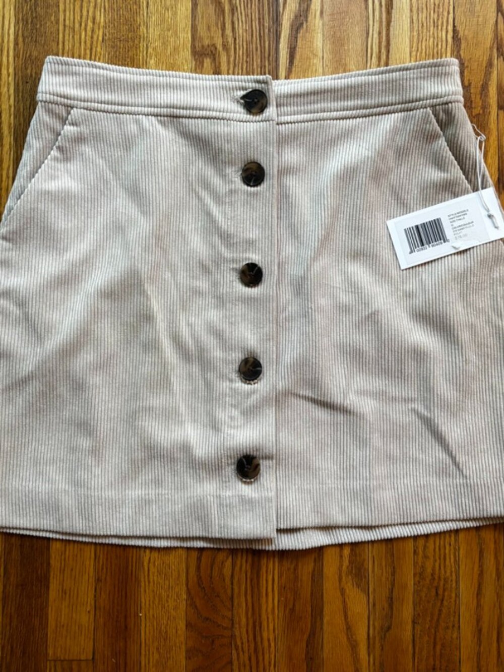 NWT Hudson North Corduroy Cream Skirt. Size 12